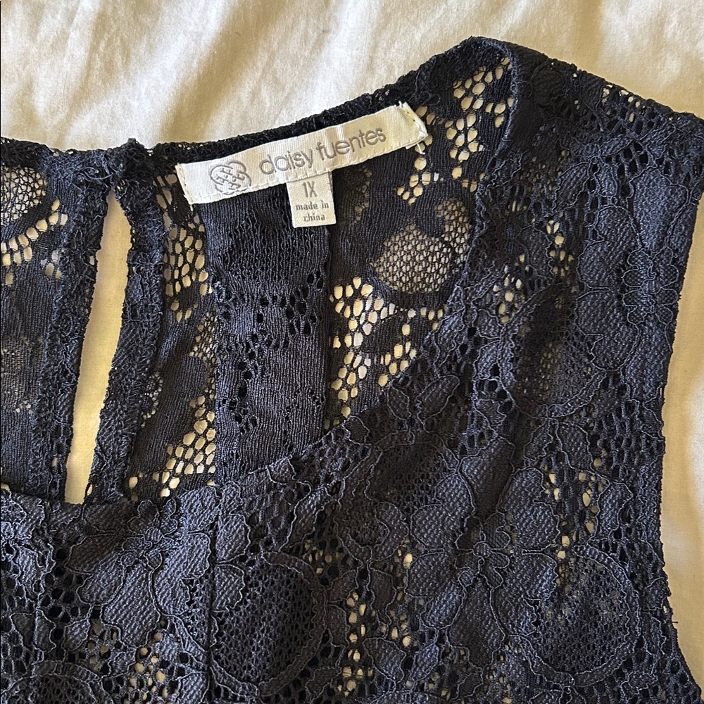 Daisy Fuentes Sleeveless Lace Pleated Blouse - Picture 3 of 3